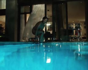 Lisa Wagner, Karolina Lodyga, Nina Kronjäger nude - Kommissarin Heller Hitzschlag (2015)