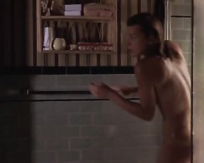 Milla Jovovich nude – No Good Deed (2002)