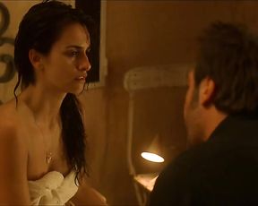 Penélope Cruz Sexy - Vicky Cristina Barcelona (2008)