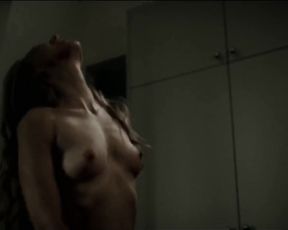 Petra Schmidt-Schaller nude - Ein Mann unter Verdacht (2016)