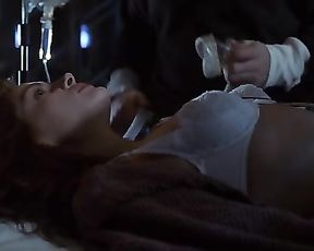 Julia Roberts sexy – Flatliners (1990)