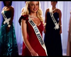 Amber Heard Sexy - Machete Kills (2013)