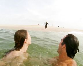 Julie Dray Nude - Base (2017)