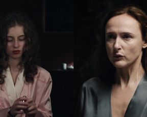 Deborah Kaufmann Nude - Dark s01e03 (2017)