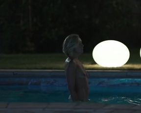 Toni Collette Nude - Madame (2017)