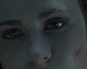 Evan Rachel Wood, Angela Sarafyan nude - Westworld S01E01 (2016)