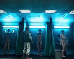 Maureen Sebastian, etc Nude - Oasis s01e01 (2017)