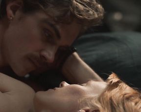 Laura Birn Nude - Syysprinssi (2016)