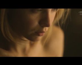 Ksenia Solo naked – In Search of Fellini (2017)