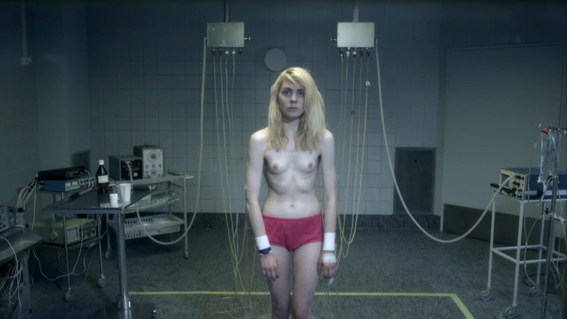 Frederikke Dahl Hansen, Victoria Carmen Sonne, nude, topless.