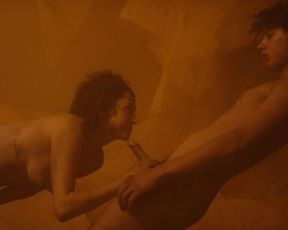 Juliet Martin  nackt