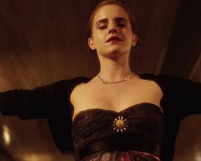 Emma Watson sexy – The Perks Of Being A Wallflower (2012)