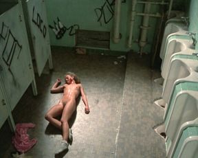 Linnea Quigley nude – Savage Streets (1984)