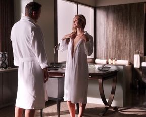 Beau Garrett sexy – Girlfriends Guide to Divorce s01e07 (2015)