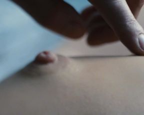 Chulpan Khamatova nude – Sindrom Petrushki (2015)