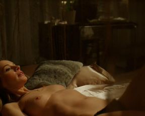 Catherine Walker nude, Alexis Peterman nude – Strike Back s04e05 (2013)