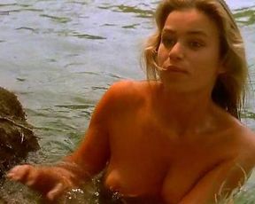 Valerie Kaprisky nude – Une glace avec deux boules (1982)