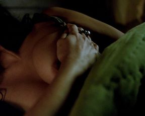 Jessica Parker Kennedy nude, Clara Paget sexy – Black Sails s02e02 (2015)