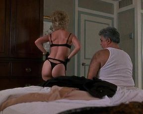 Kathleen Quinlan sexy, Joanne Whalley nude – Trial by Jury (1994)