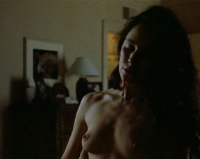 Madeleine Stowe nude – Unlawful Entry (1992)
