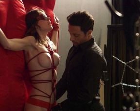 Ashlynn Yennie nude – Submission s01e05 (2016)