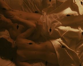 Hilary Swank nude – The Black Dahlia (2006)