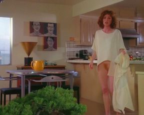 Julianne Moore nude – Short Cuts (1993)
