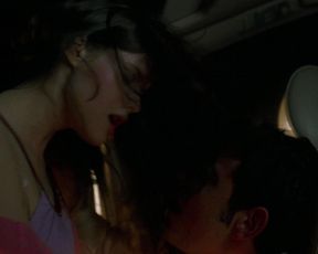 Alexandra Daddario sexy – The Babysitters (2007)