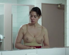 Monica Bellucci sexy – Ville-Marie (2015)
