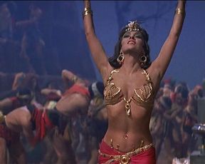 Gina Lollobrigida sexy – Solomon and Sheba (1959)