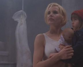 Geena Davis sexy – The Long Kiss Goodnight (1996)