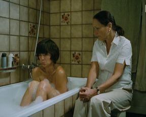 Sabine Timoteo nude – Sommervoegel (2010)