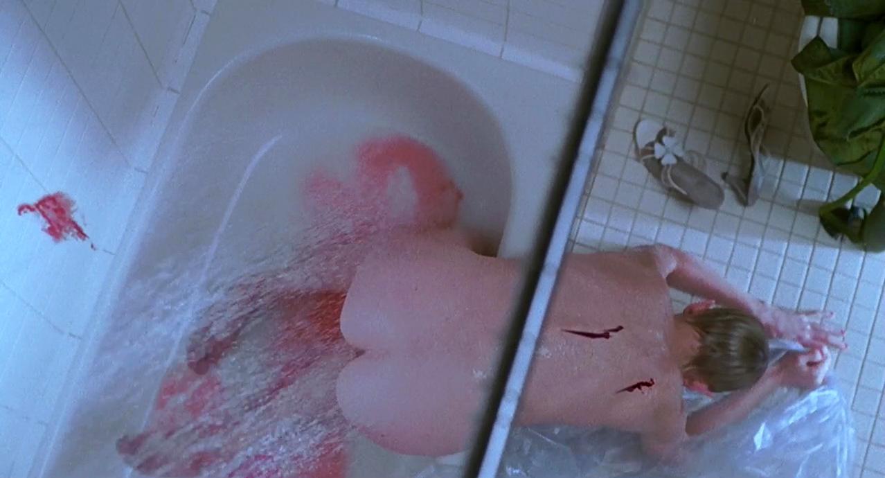 Anne Heche nude – Psycho (1998)