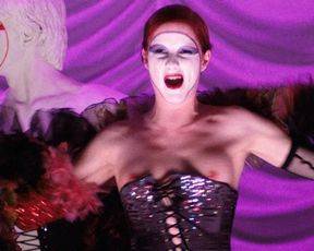 Susan Sarandon, Nell Campbell nude – The Rocky Horror Picture Show (1975)