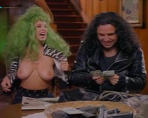 Elizabeth Kaitan, Toni Alessandrini, Julia Parton nude – Vice Academy 3 (1995)