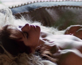Pamela Tiffin nude - Giornata nera per l'ariete (1971)