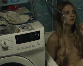 Alina Yukhnevich nude - II (2019)