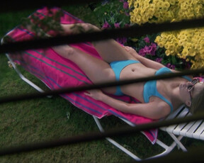 Alicia Silverstone nude - The Crush (1993)