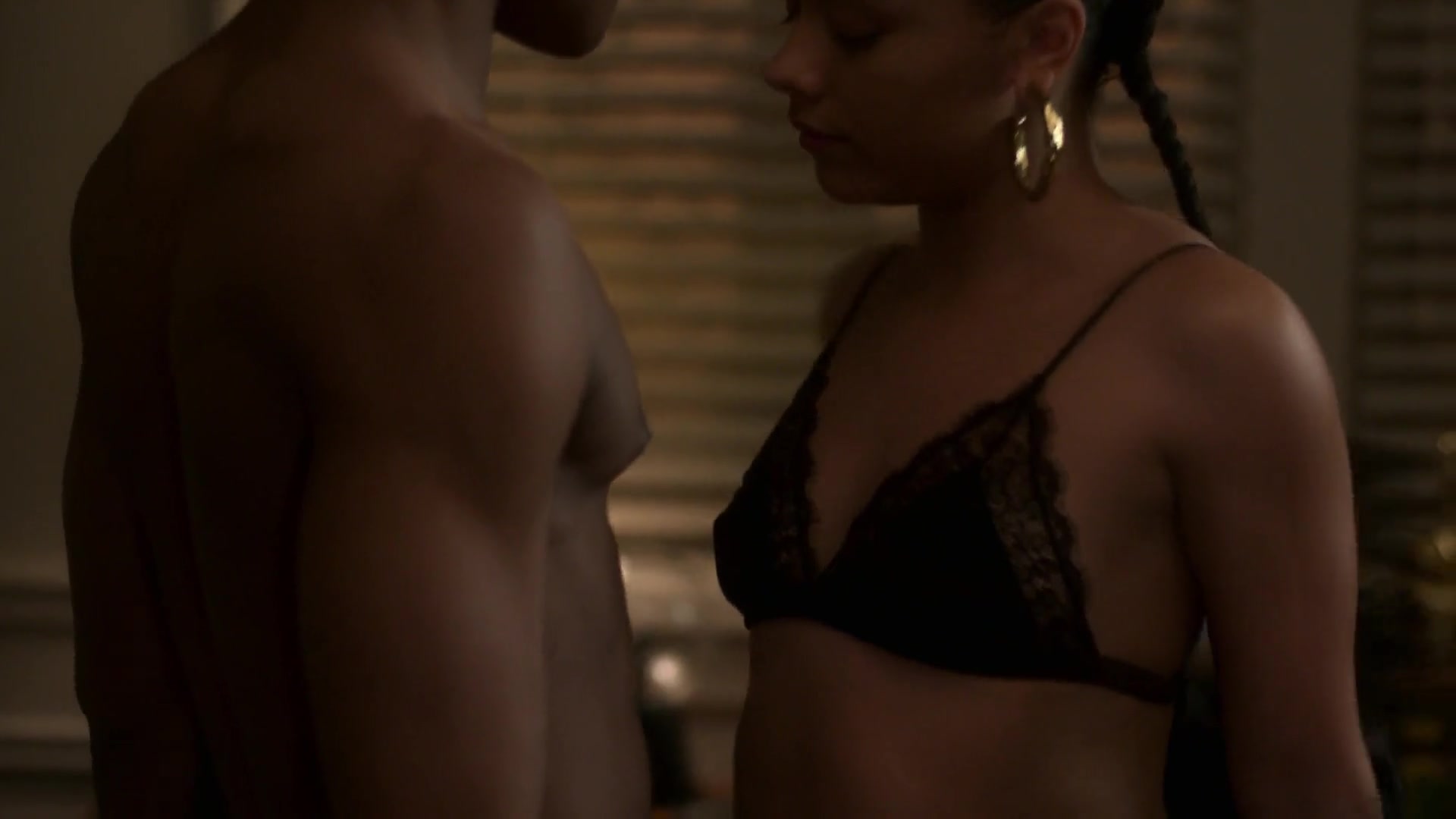 Alix Lapri topless - Power Book II Ghost s01e08 (2020)