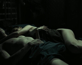 Cara Gee naked - The Expanse s05e03 (2020)