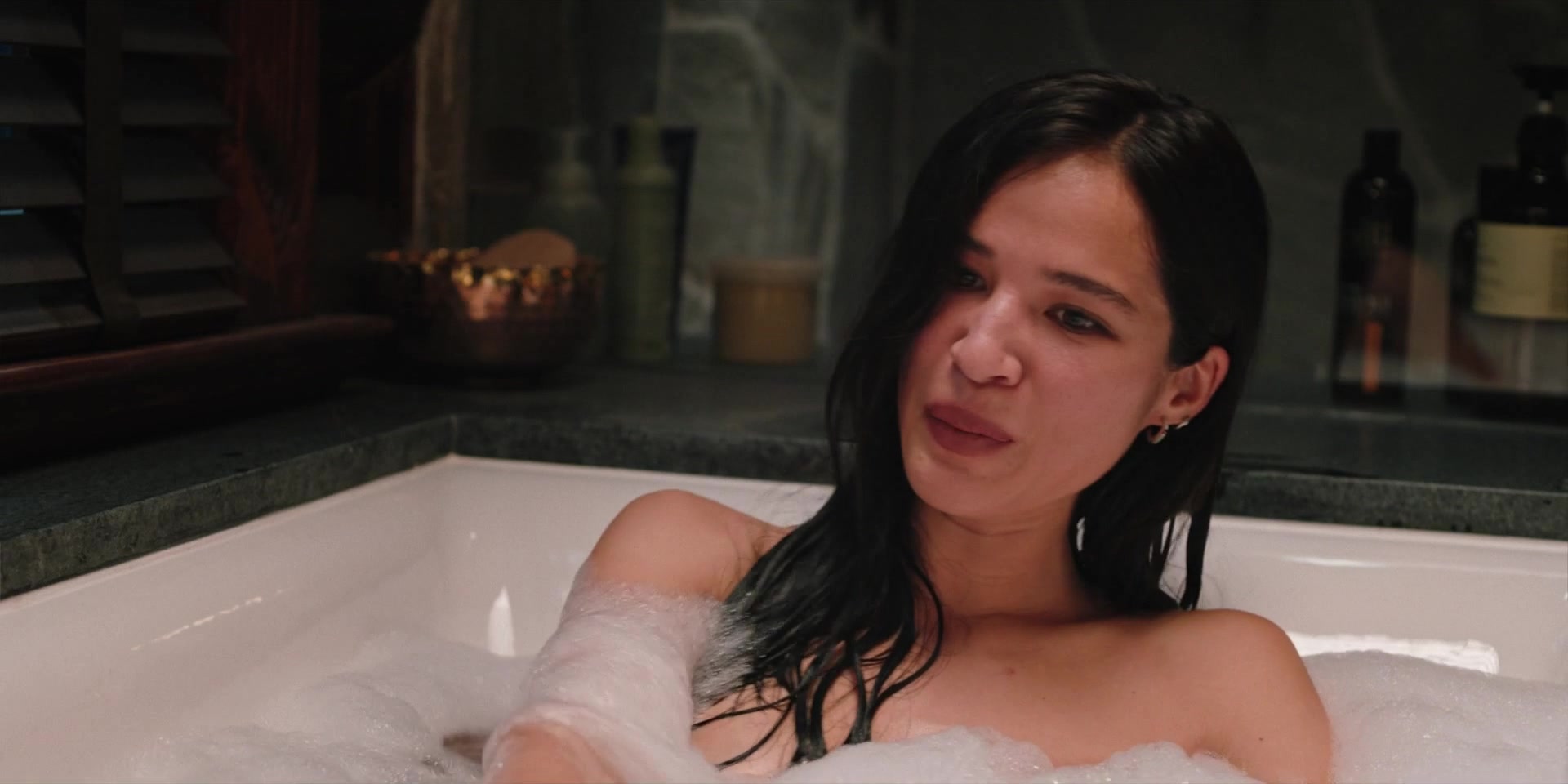 Kelsey asbille topless