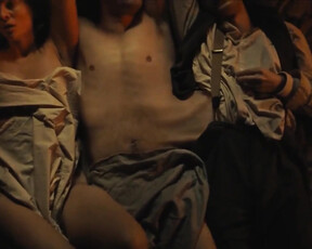 Magdalena Boczarska naked - Magnezja (2020)