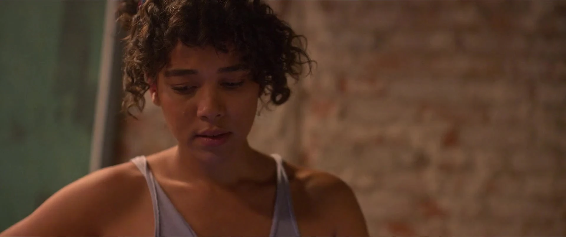 Alexandra Shipp nude - Silk Road (2021)
