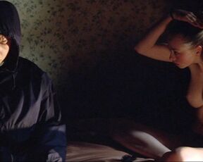 Lara Belmont - The War Zone (1999)