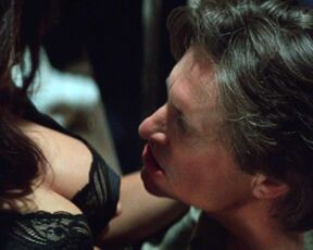 Demi Moore - Disclosure (1994)