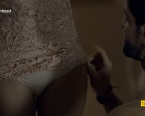 Veronica Sanchez, Megan Montaner, etc – Sin identidad (2014-2015) s01