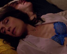 Lisa Edelstein – Girlfriends Guide to Divorce s02e04 (2015)