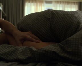 Amber Revah And Ben Barnes In Marvel's Punisher - Film nackt