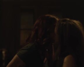Lesbian And Thong Plot In Last Night's Episode Of Mr. Robot - Film nackt