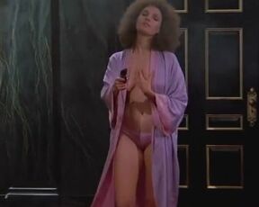 Mary elizabeth mastrantonio tits